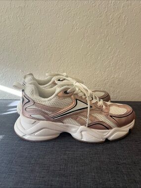 Reebok Viva Speed 100262383 White Rose Gold Pink Women’s Size 10 Running Shoes
